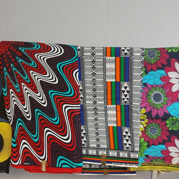 High quality 100% Africa print cotton fabric. Each Africa - Picture 6 of 16